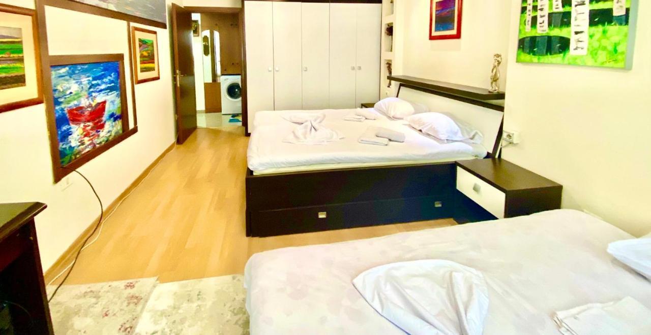 Blloku Apartment ティラナ エクステリア 写真