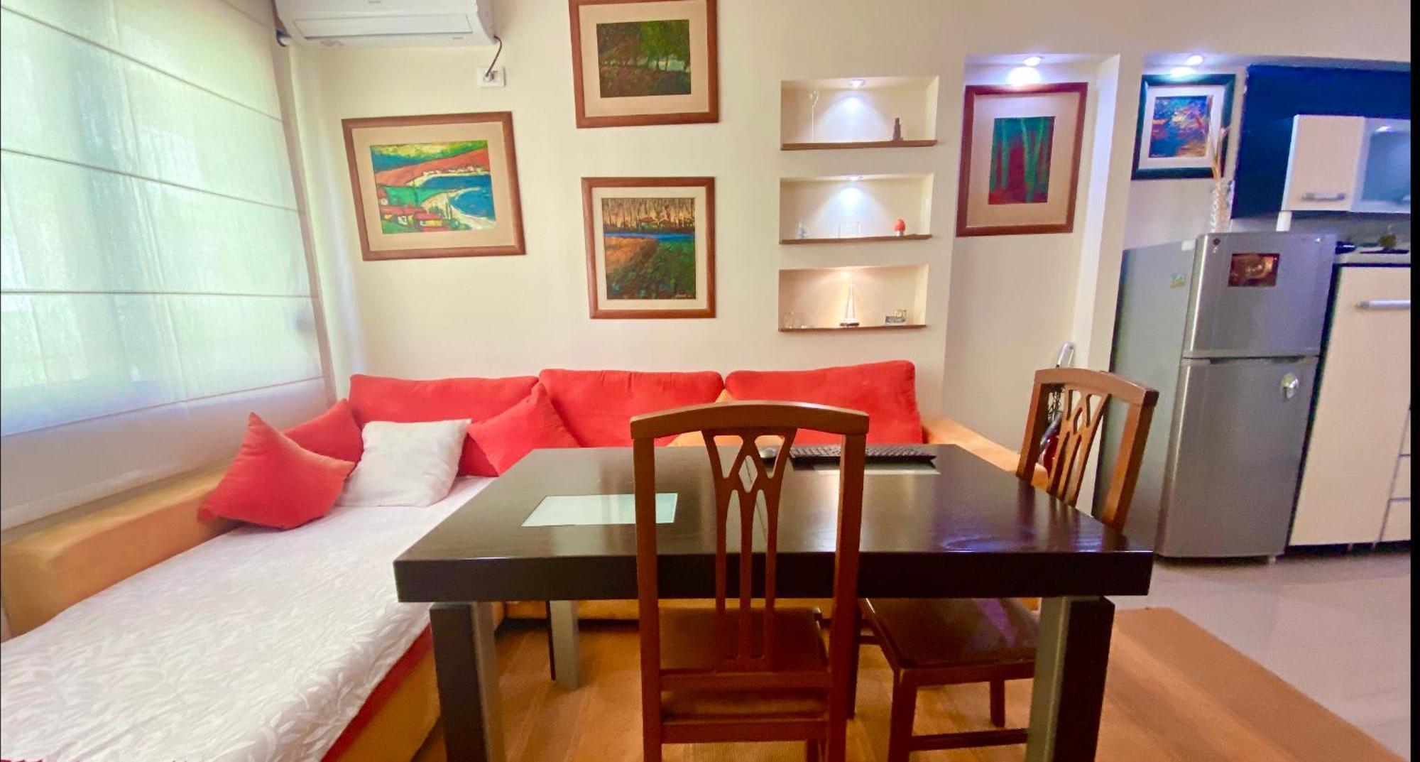 Blloku Apartment ティラナ エクステリア 写真